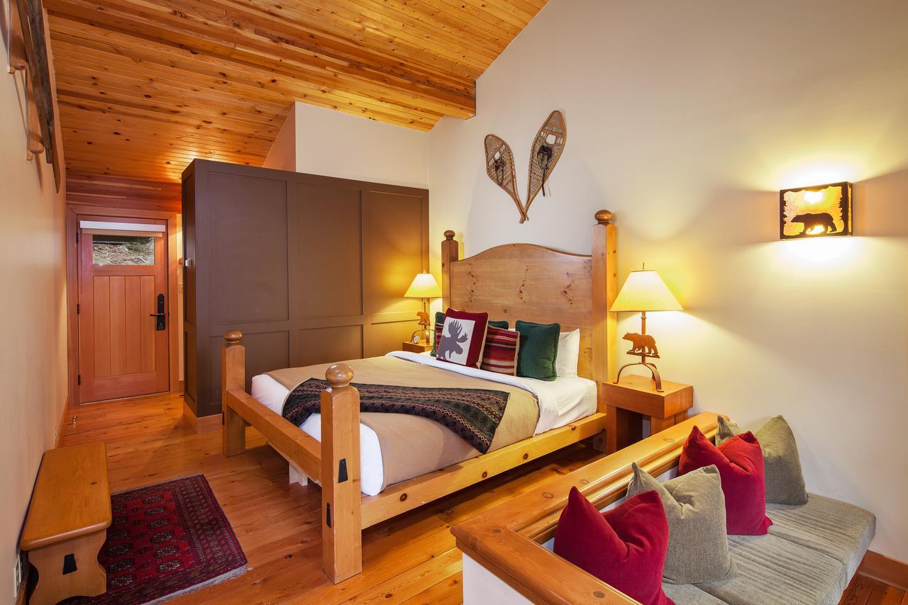 Moraine Lake Lodge Lake Louise Buitenkant foto
