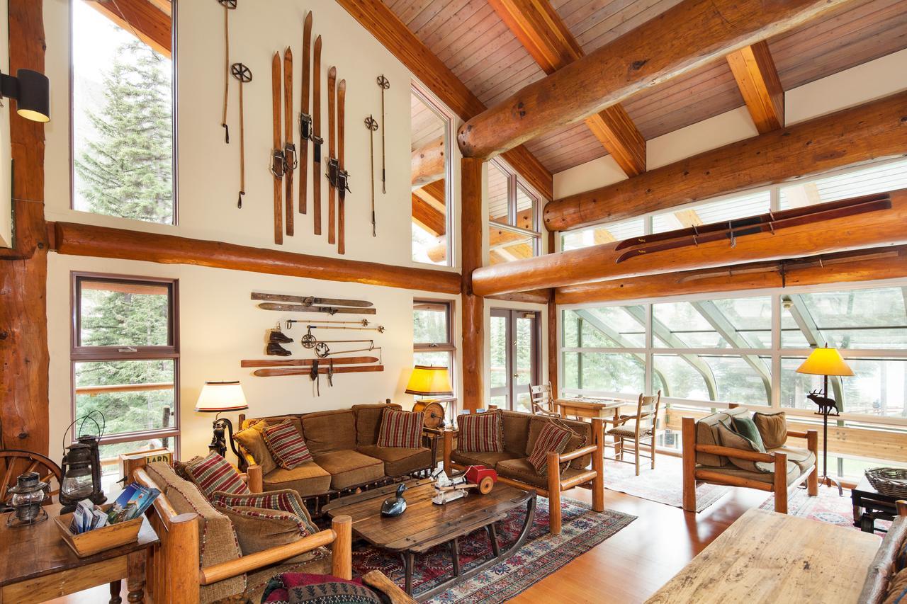 Moraine Lake Lodge Lake Louise Buitenkant foto