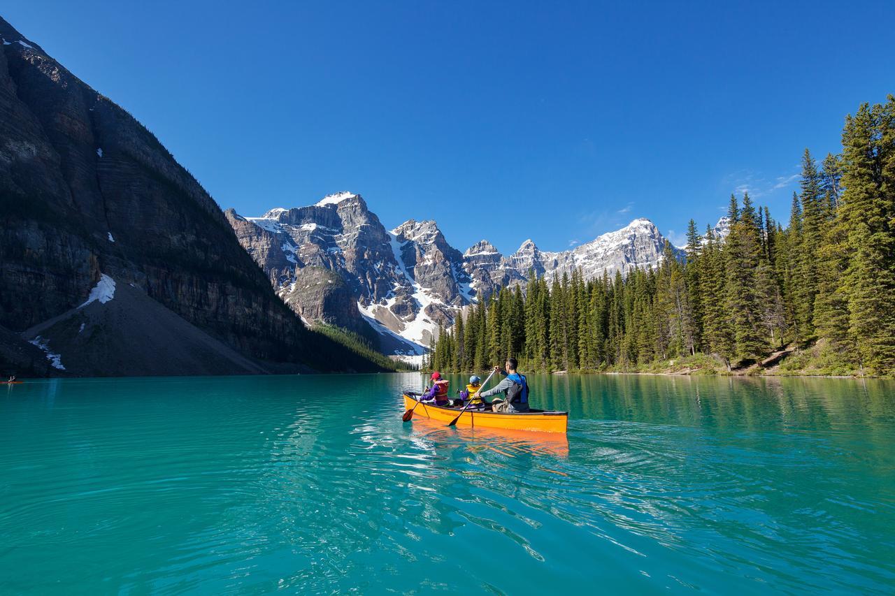 Moraine Lake Lodge Lake Louise Buitenkant foto