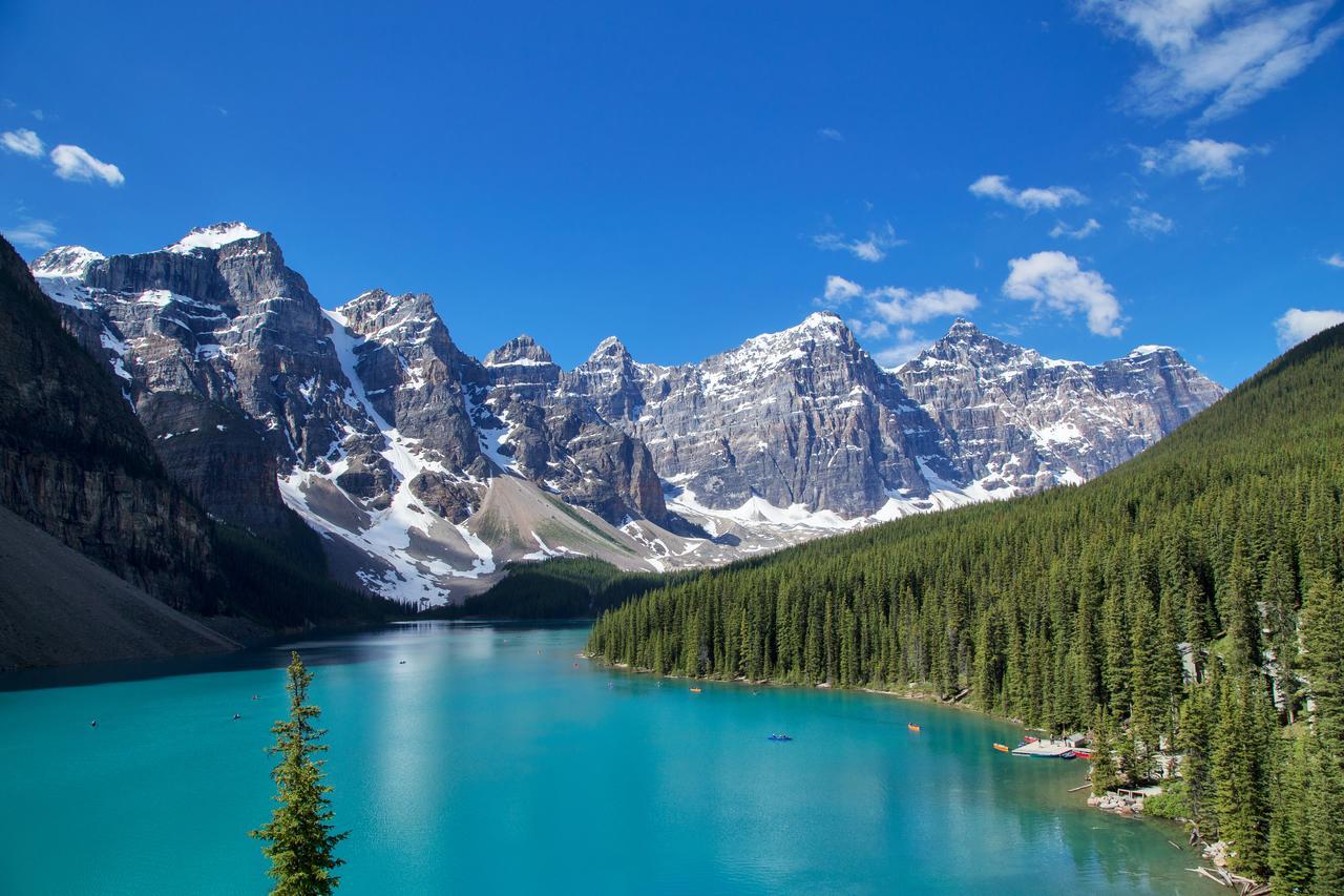 Moraine Lake Lodge Lake Louise Buitenkant foto
